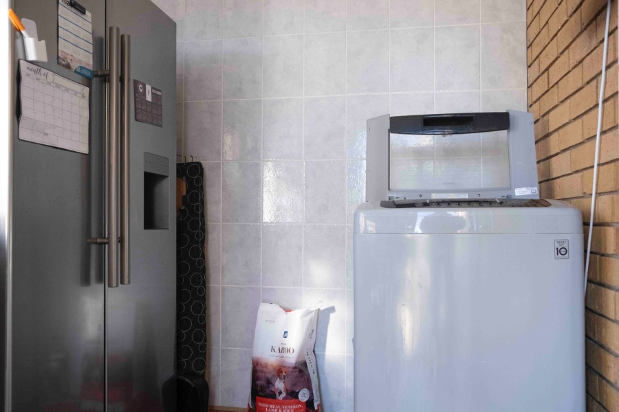 5 Bedroom Property for Sale in Dana Bay Western Cape